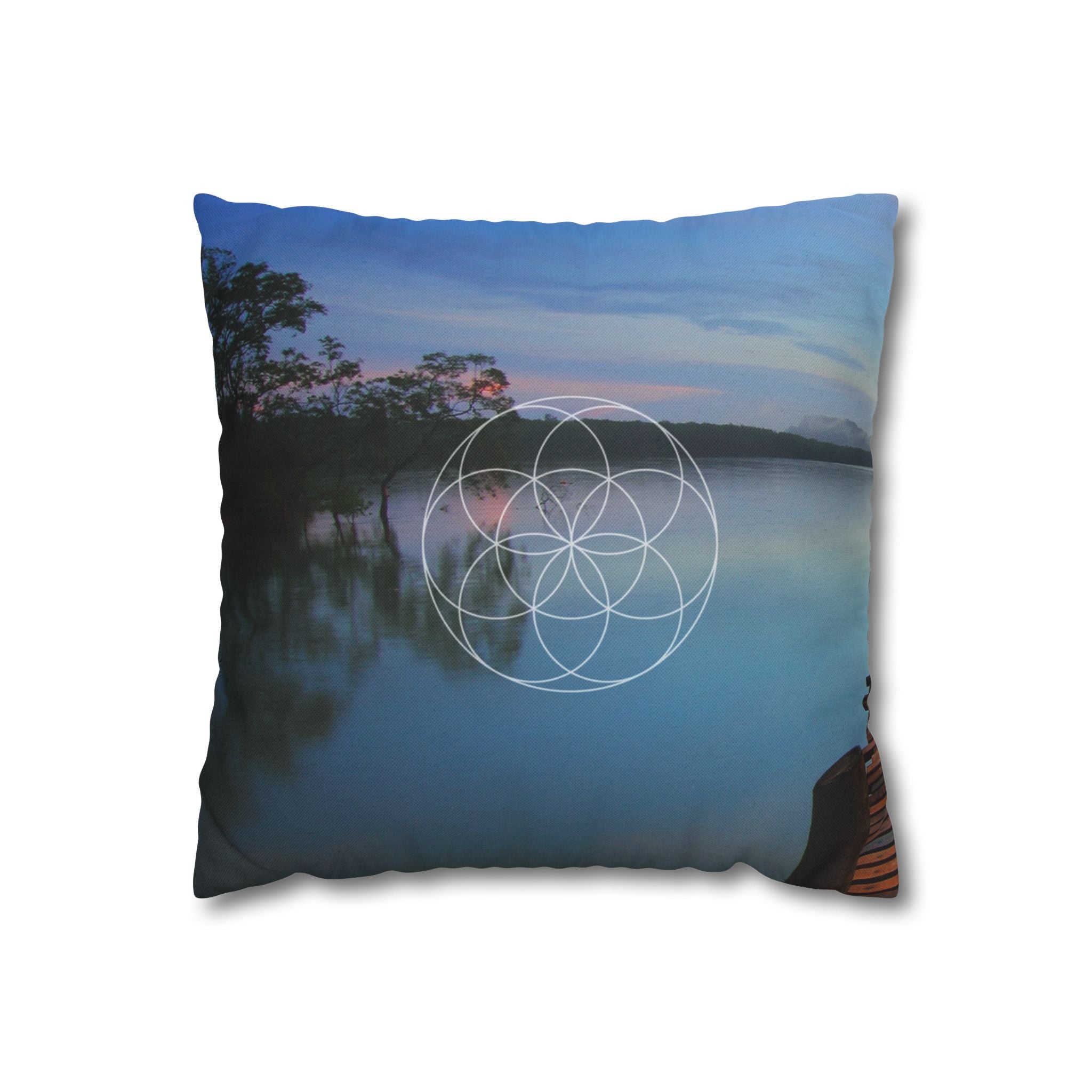 Luz del Atardecer – Funda de Cojín doble con Semilla de la Vida